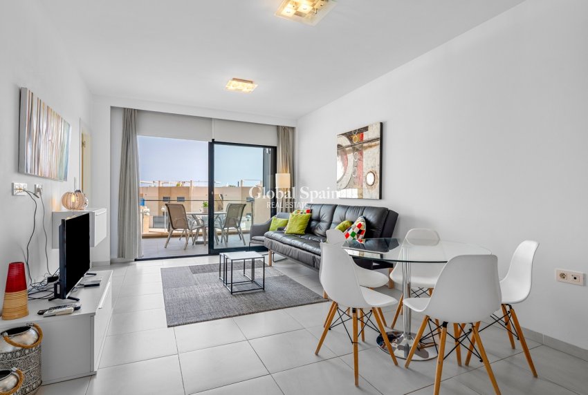 Venta - APARTAMENTO -
ORIHUELA COSTA - Costa Blanca