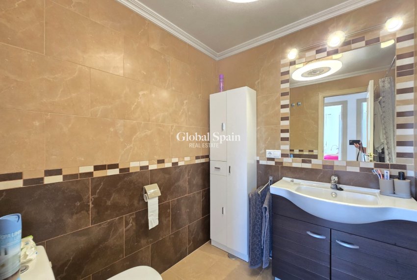 Venta - APARTAMENTO -
ORIHUELA COSTA - Costa Blanca