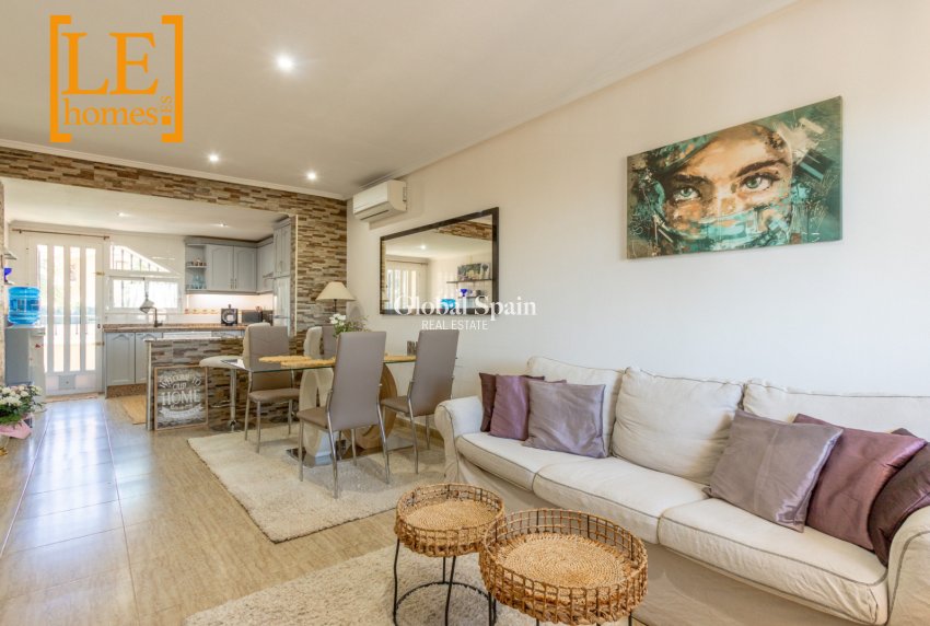 Venta - APARTAMENTO -
ORIHUELA COSTA - Costa Blanca