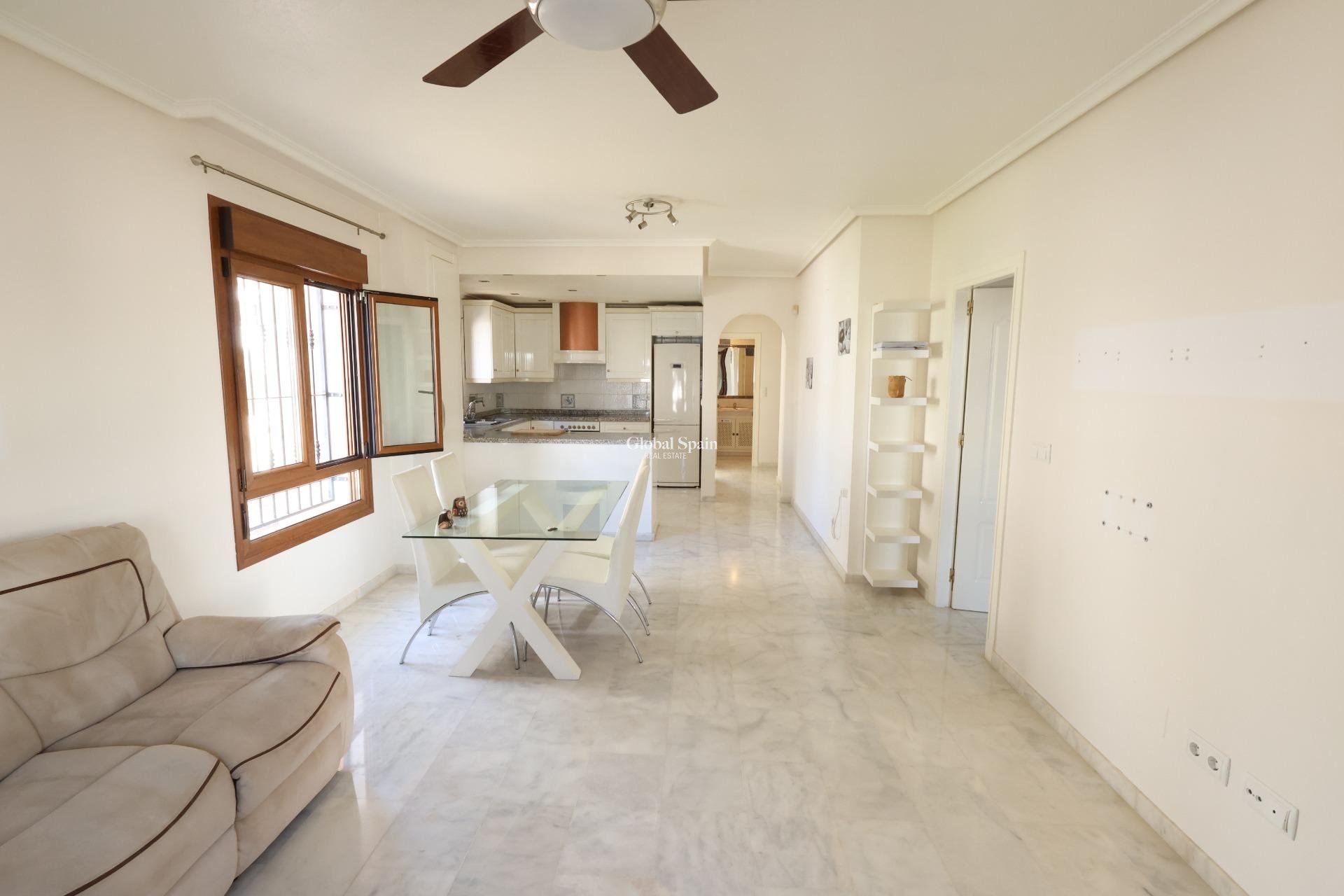 Venta - APARTAMENTO -
ORIHUELA COSTA - Costa Blanca