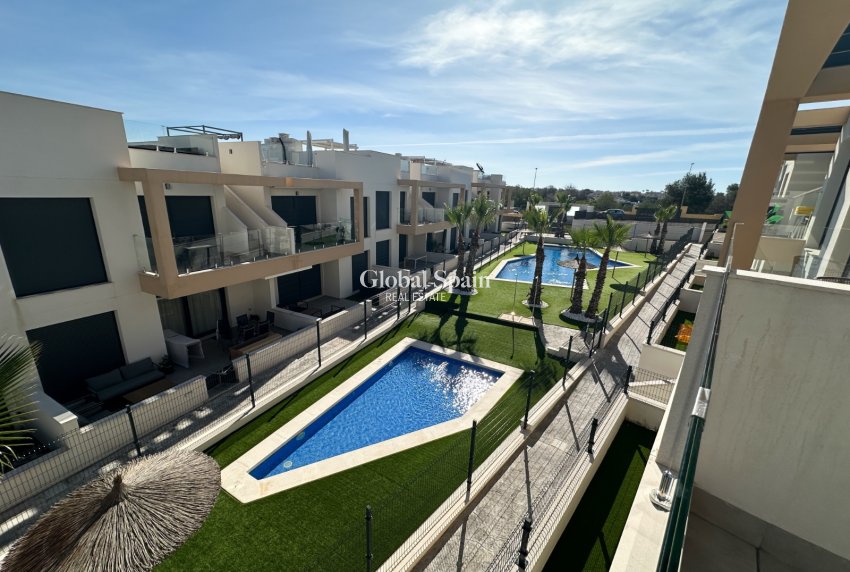 Venta - APARTAMENTO -
ORIHUELA COSTA - Costa Blanca