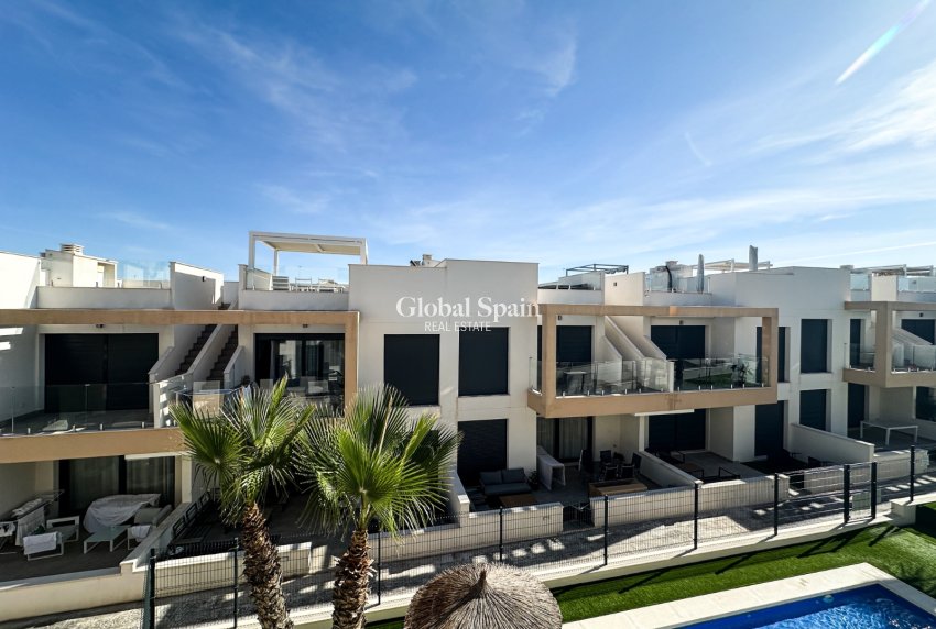 Venta - APARTAMENTO -
ORIHUELA COSTA - Costa Blanca