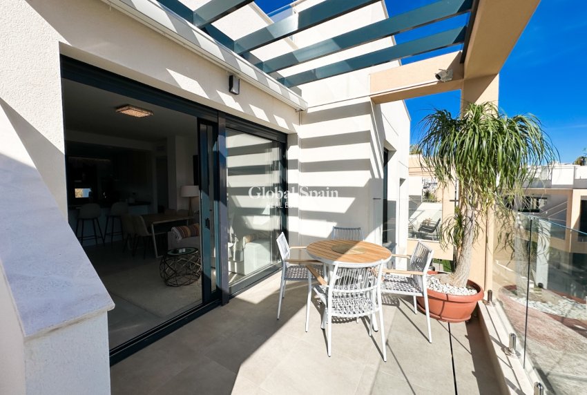 Venta - APARTAMENTO -
ORIHUELA COSTA - Costa Blanca