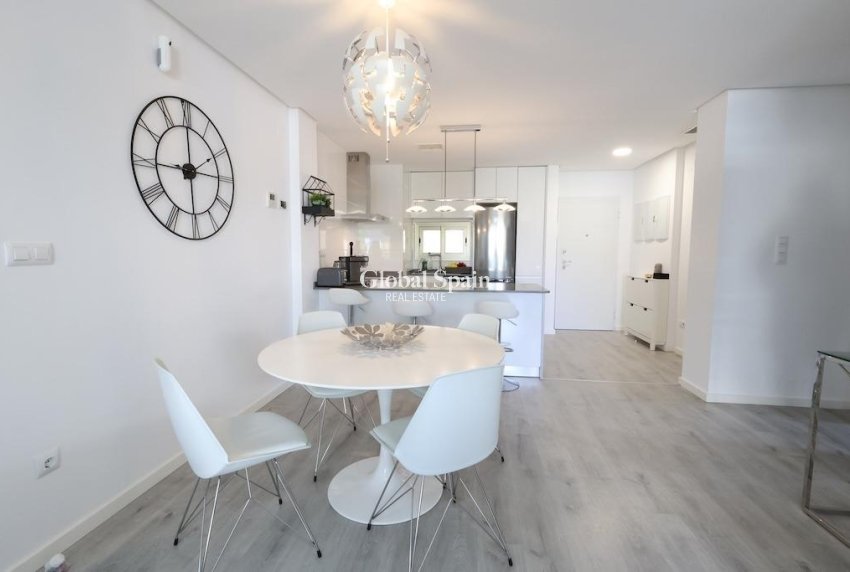 Venta - APARTAMENTO -
ORIHUELA COSTA - Costa Blanca
