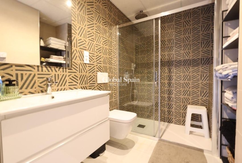 Venta - APARTAMENTO -
ORIHUELA COSTA - Costa Blanca
