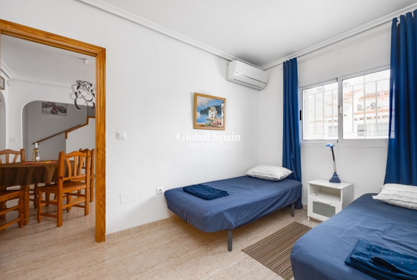 Venta - APARTAMENTO -
ORIHUELA COSTA - Costa Blanca
