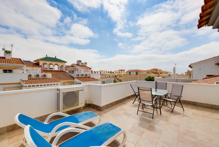 Venta - APARTAMENTO -
ORIHUELA COSTA - Costa Blanca