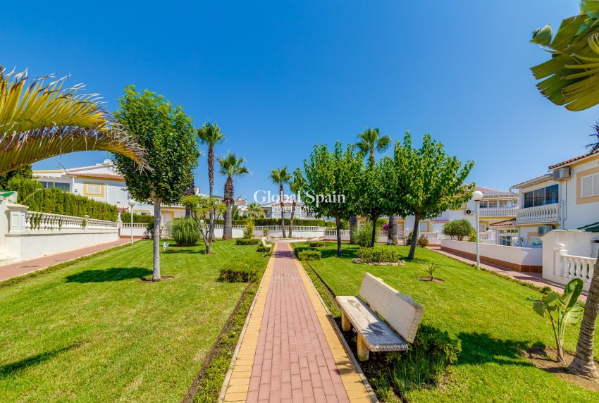 Venta - APARTAMENTO -
ORIHUELA COSTA - Costa Blanca