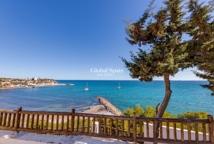 Venta - APARTAMENTO -
ORIHUELA COSTA - Costa Blanca