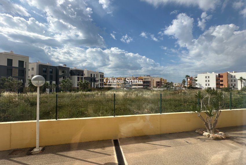 Venta - APARTAMENTO -
ORIHUELA COSTA - Costa Blanca
