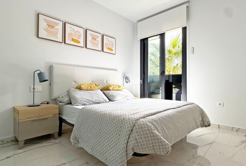 Venta - APARTAMENTO -
ORIHUELA COSTA - Costa Blanca