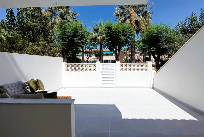 Venta - APARTAMENTO -
ORIHUELA COSTA - Costa Blanca