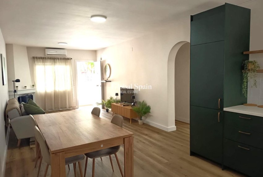 Venta - APARTAMENTO -
ORIHUELA COSTA - Costa Blanca