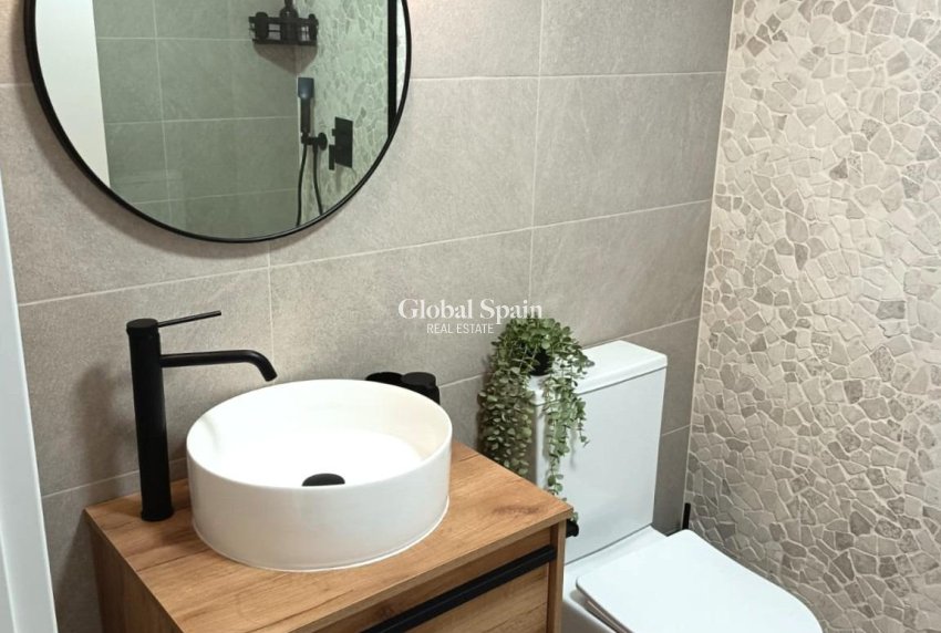 Venta - APARTAMENTO -
ORIHUELA COSTA - Costa Blanca