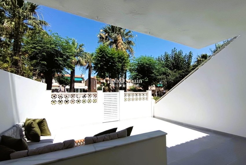 Venta - APARTAMENTO -
ORIHUELA COSTA - Costa Blanca