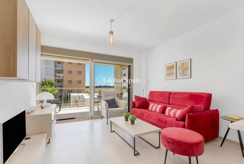 Venta - APARTAMENTO -
ORIHUELA COSTA - Costa Blanca