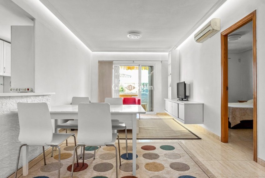 Venta - APARTAMENTO -
ORIHUELA COSTA - Costa Blanca