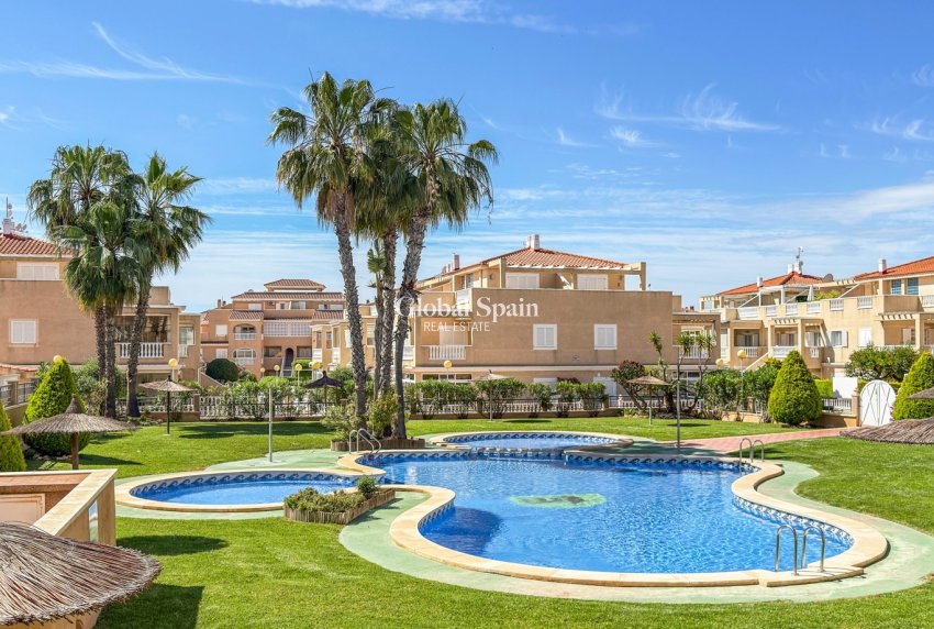 Venta - APARTAMENTO -
ORIHUELA COSTA - Costa Blanca