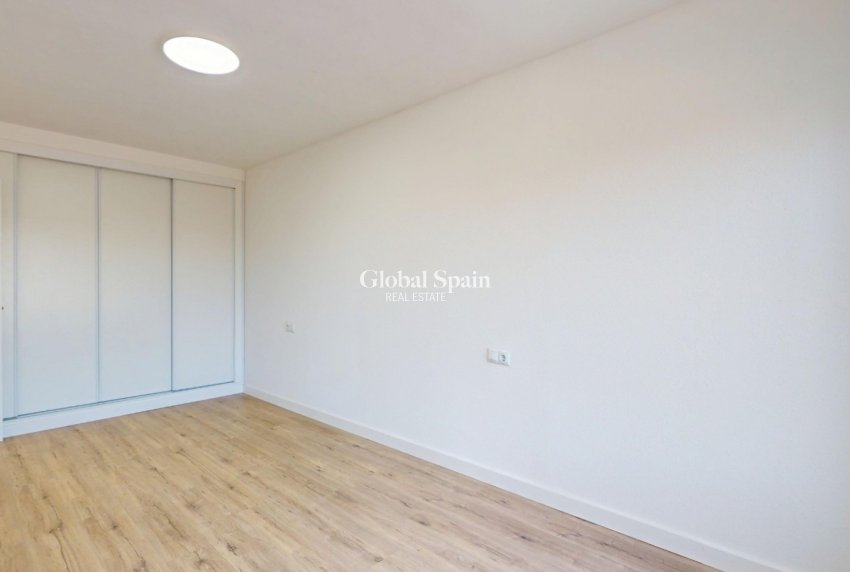 Venta - APARTAMENTO -
ORIHUELA COSTA - Costa Blanca
