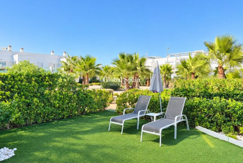 Venta - APARTAMENTO -
ORIHUELA COSTA - Costa Blanca