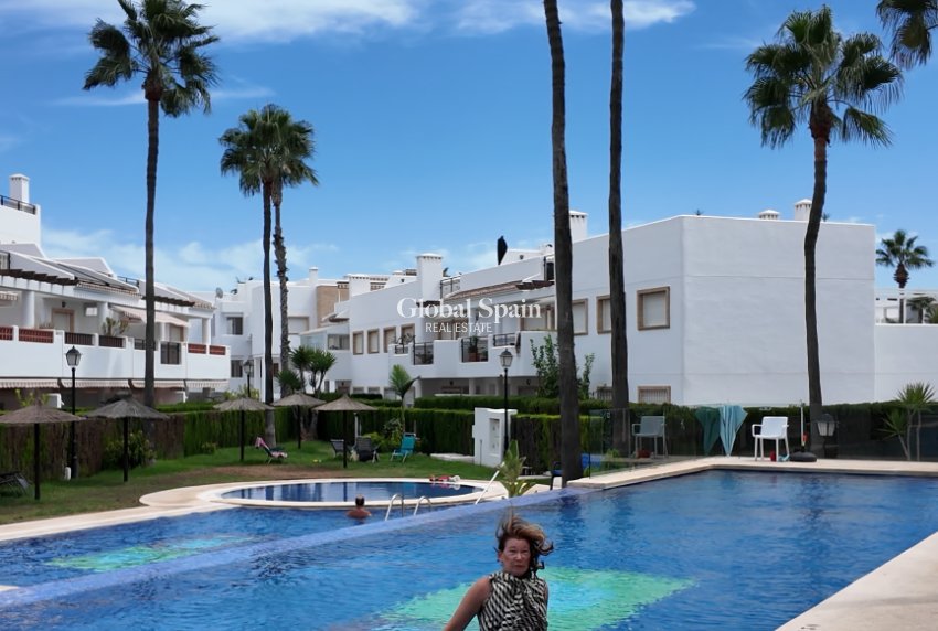Venta - APARTAMENTO -
ORIHUELA COSTA - Costa Blanca