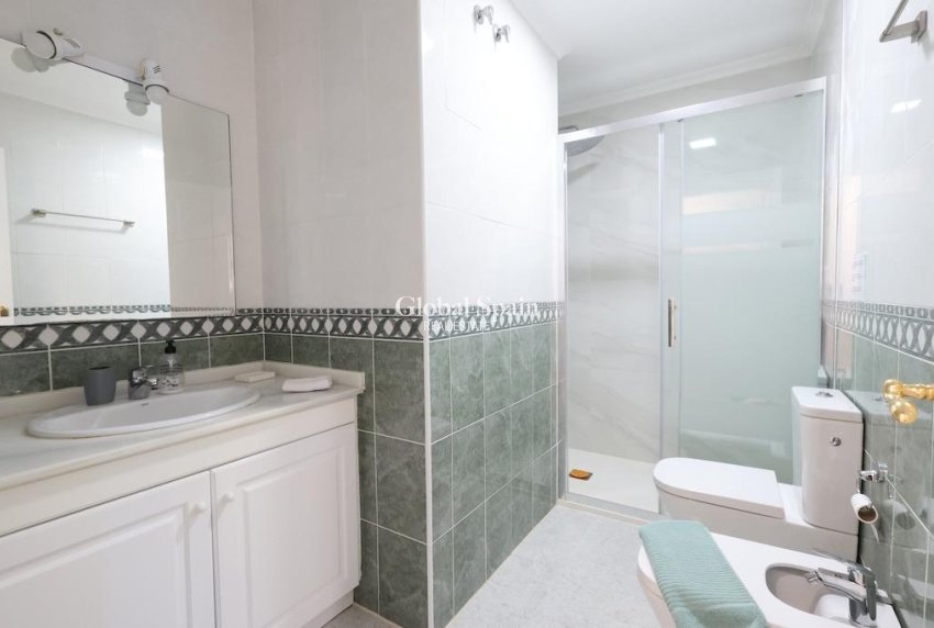 Venta - APARTAMENTO -
ORIHUELA COSTA - Costa Blanca