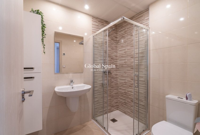 Venta - APARTAMENTO -
ORIHUELA COSTA - Costa Blanca