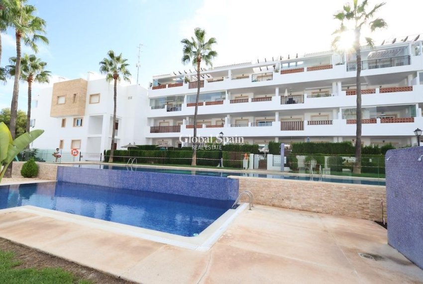 Venta - APARTAMENTO -
ORIHUELA COSTA - Costa Blanca