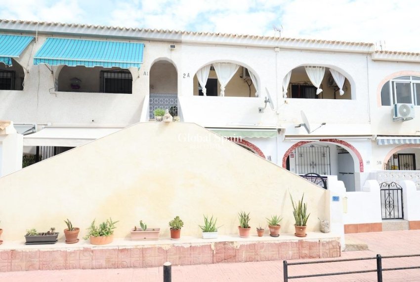 Venta - APARTAMENTO -
ORIHUELA COSTA - Costa Blanca