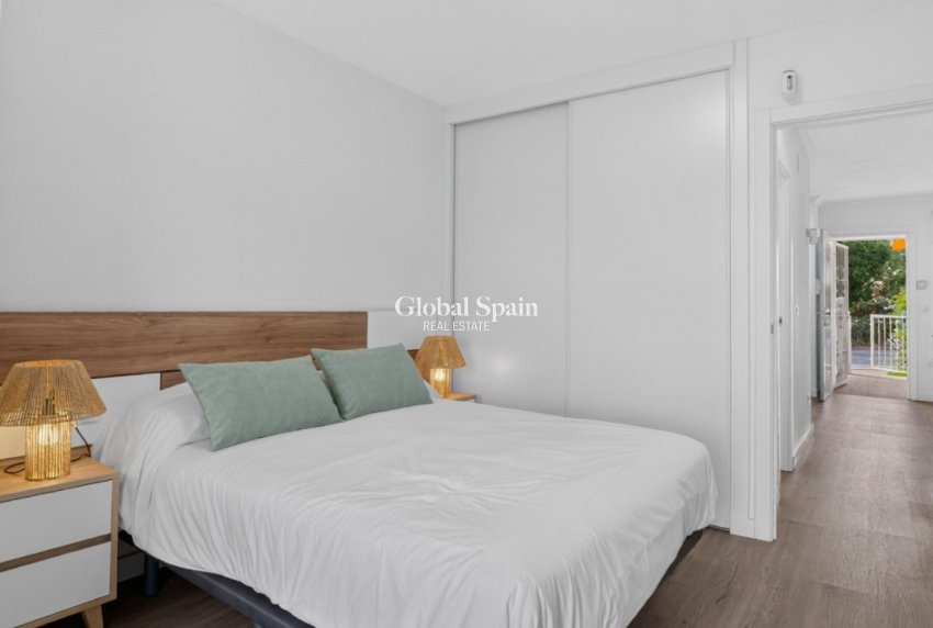 Venta - APARTAMENTO -
ORIHUELA COSTA - Costa Blanca