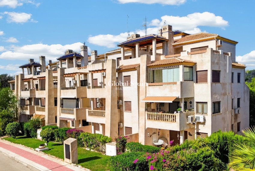 Venta - APARTAMENTO -
ORIHUELA COSTA - Costa Blanca