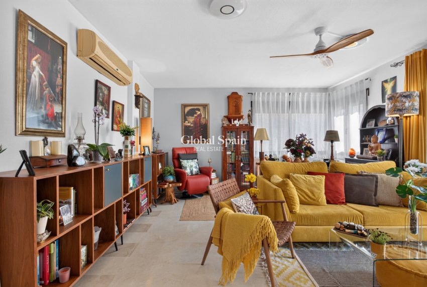Venta - APARTAMENTO -
ORIHUELA COSTA - Costa Blanca