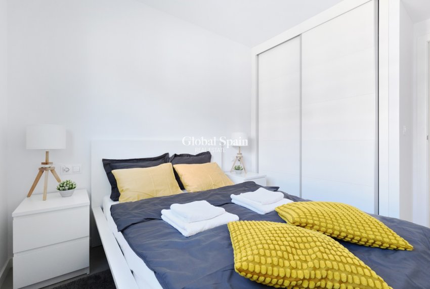 Venta - APARTAMENTO -
ORIHUELA COSTA - DEHESA DE CAMPOAMOR