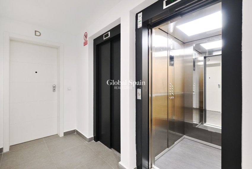 Venta - APARTAMENTO -
ORIHUELA COSTA - DEHESA DE CAMPOAMOR