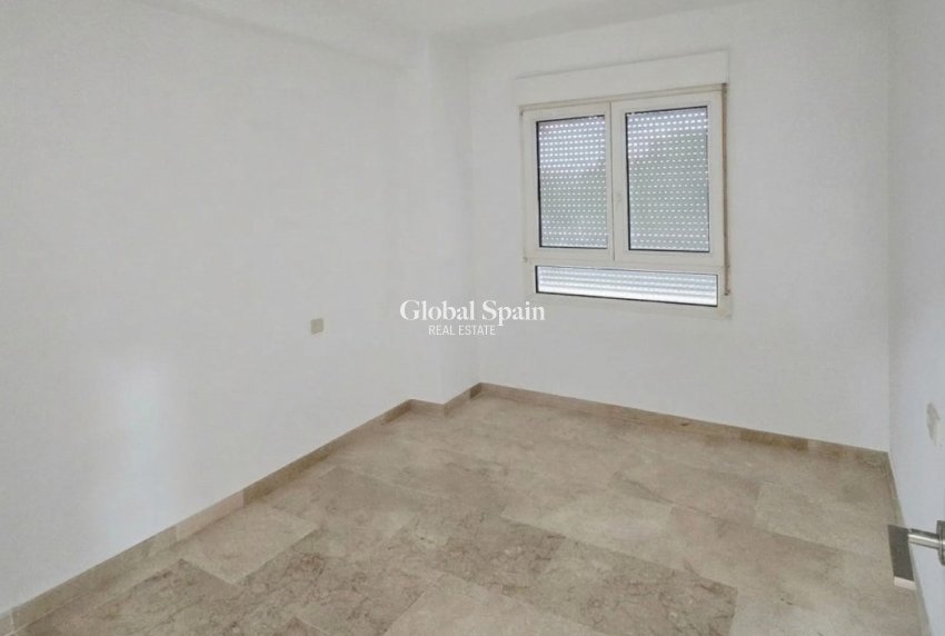Venta - APARTAMENTO -
ORIHUELA COSTA - DEHESA DE CAMPOAMOR