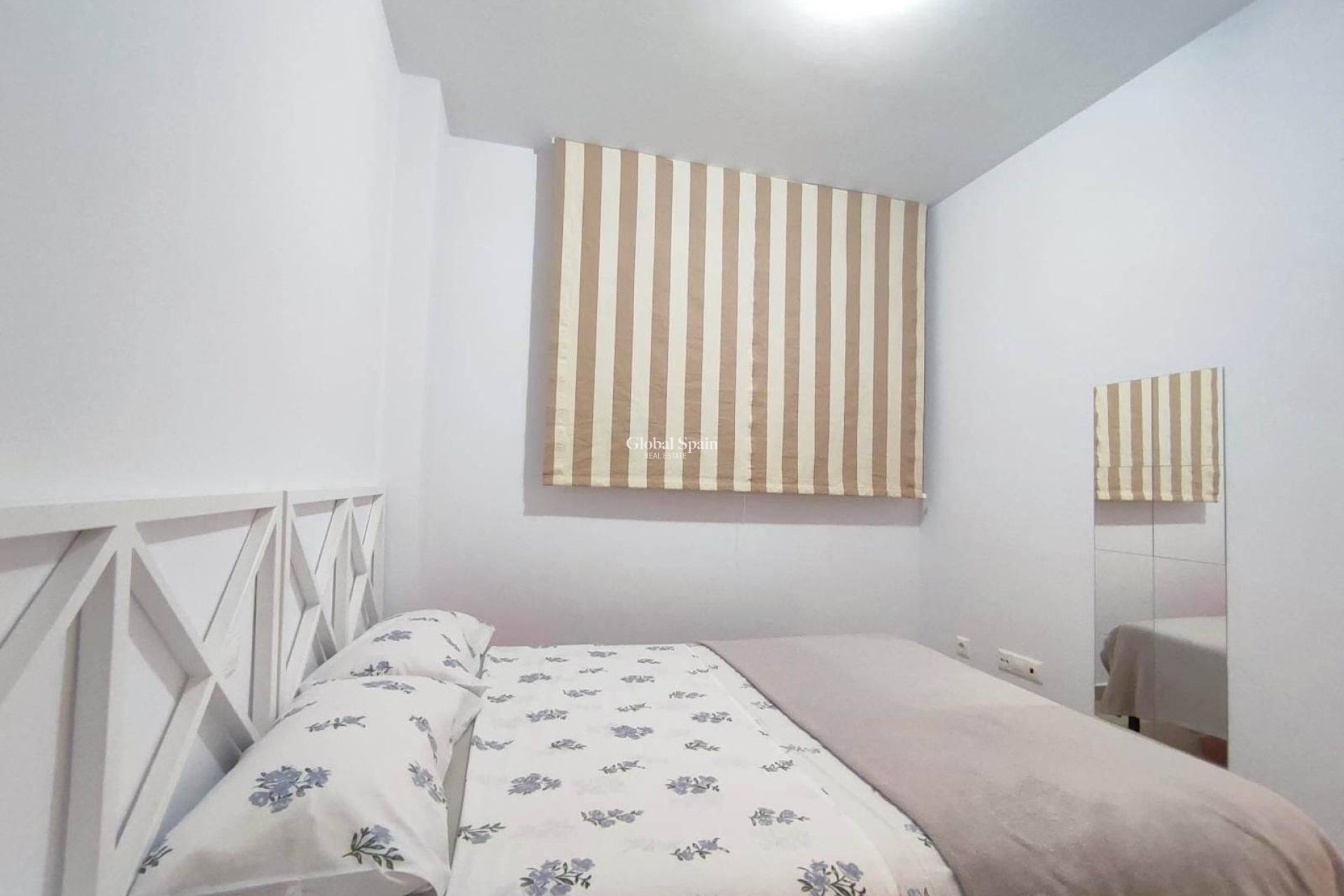 Venta - APARTAMENTO -
ORIHUELA COSTA - Horizonte - La Campana
