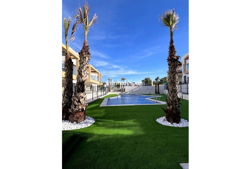 Venta - APARTAMENTO -
ORIHUELA COSTA - Inland