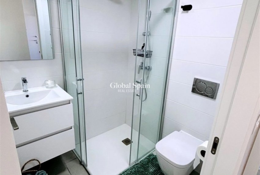 Venta - APARTAMENTO -
ORIHUELA COSTA - Inland