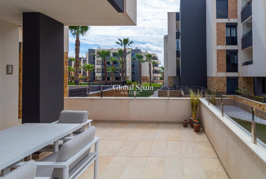 Venta - Apartamento -
ORIHUELA COSTA - La Florida