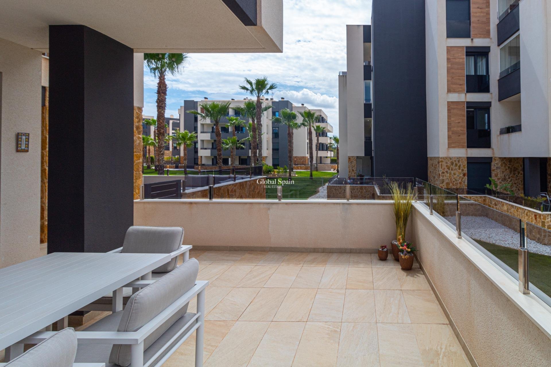 Venta - Apartamento -
ORIHUELA COSTA - La Florida