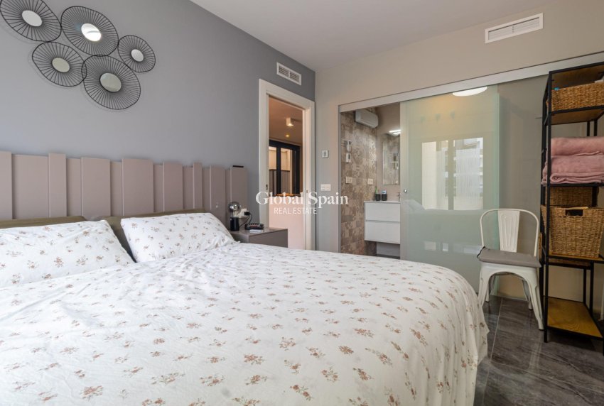 Venta - Apartamento -
ORIHUELA COSTA - La Florida