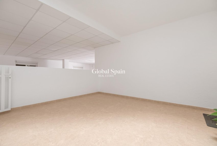 Venta - Apartamento -
ORIHUELA COSTA - La Regia