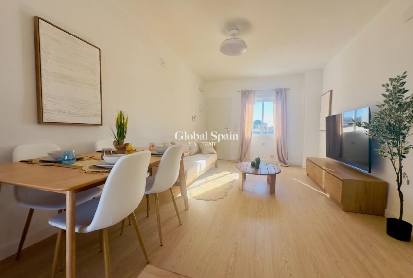 Venta - APARTAMENTO -
ORIHUELA COSTA - La Regia