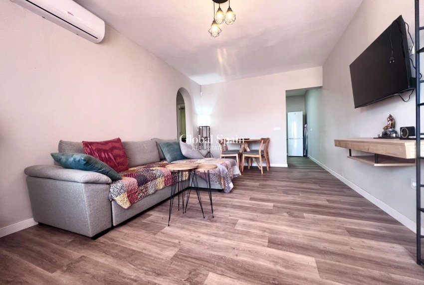 Venta - APARTAMENTO -
ORIHUELA COSTA - La Regia