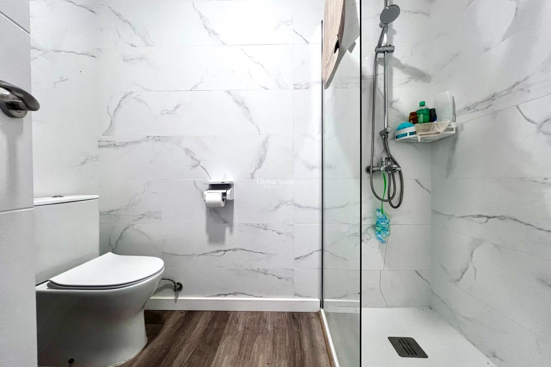 Venta - APARTAMENTO -
ORIHUELA COSTA - La Regia