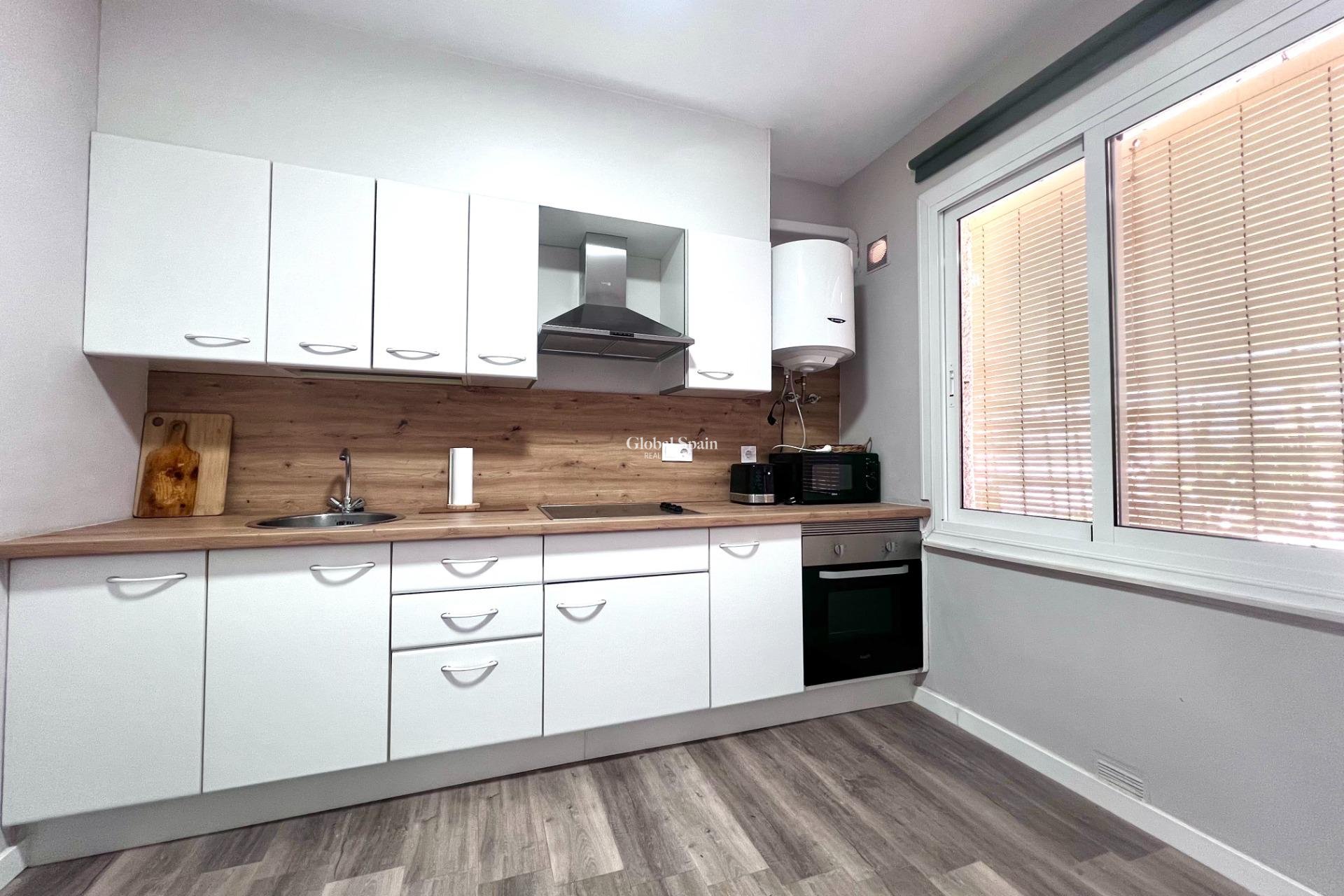 Venta - APARTAMENTO -
ORIHUELA COSTA - La Regia