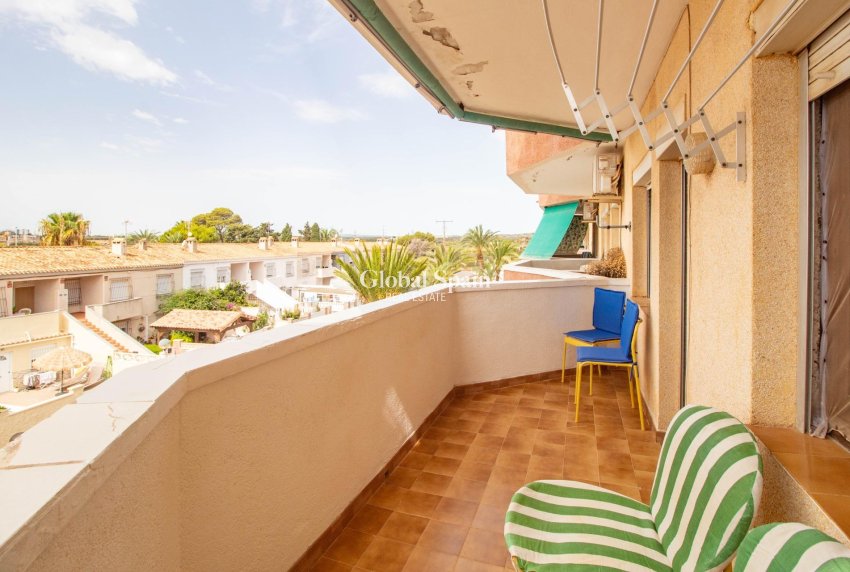 Venta - APARTAMENTO -
ORIHUELA COSTA - La Regia