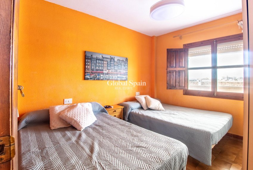 Venta - APARTAMENTO -
ORIHUELA COSTA - La Regia