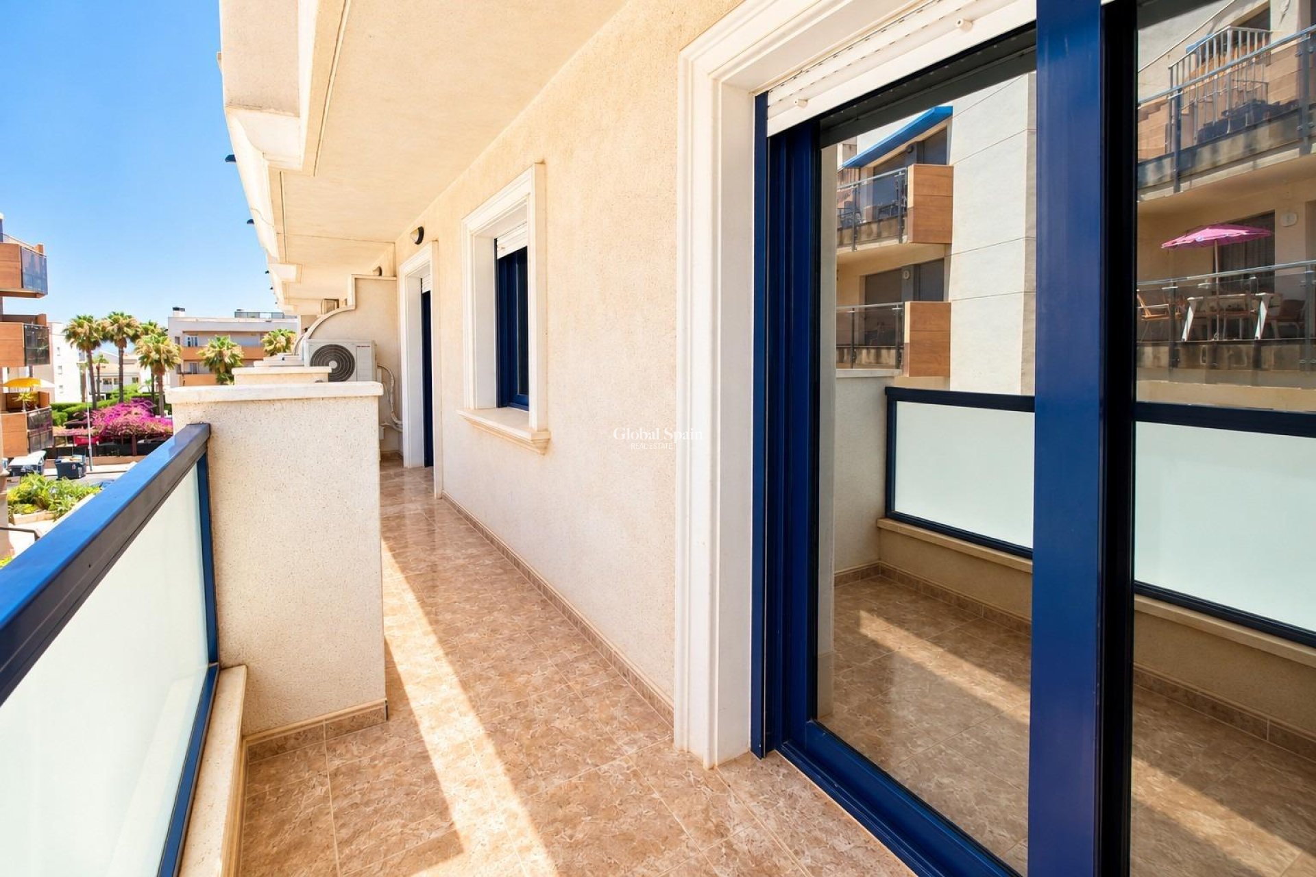 Venta - APARTAMENTO -
ORIHUELA COSTA - La Regia