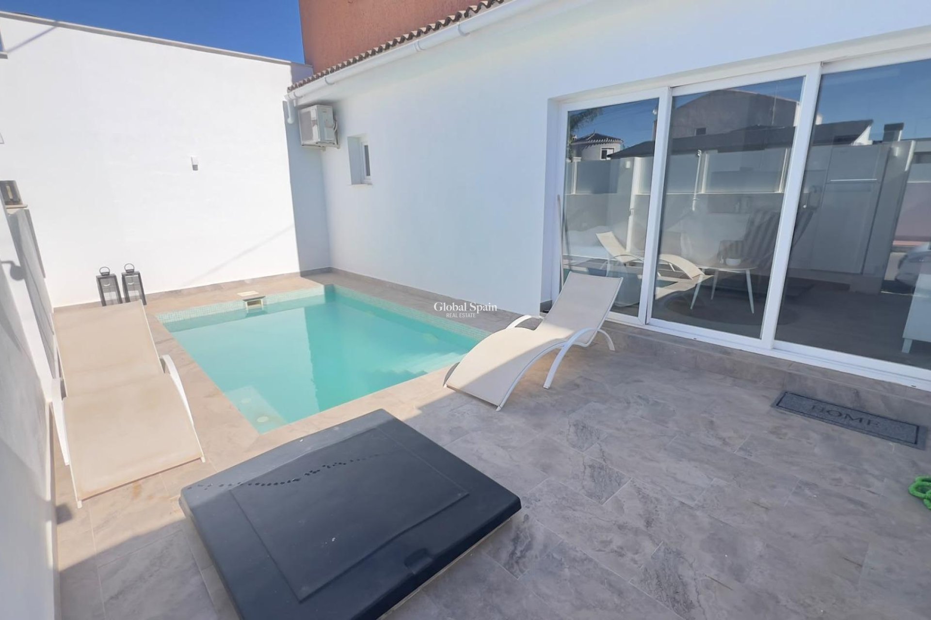 Venta - APARTAMENTO -
ORIHUELA COSTA - La Regia